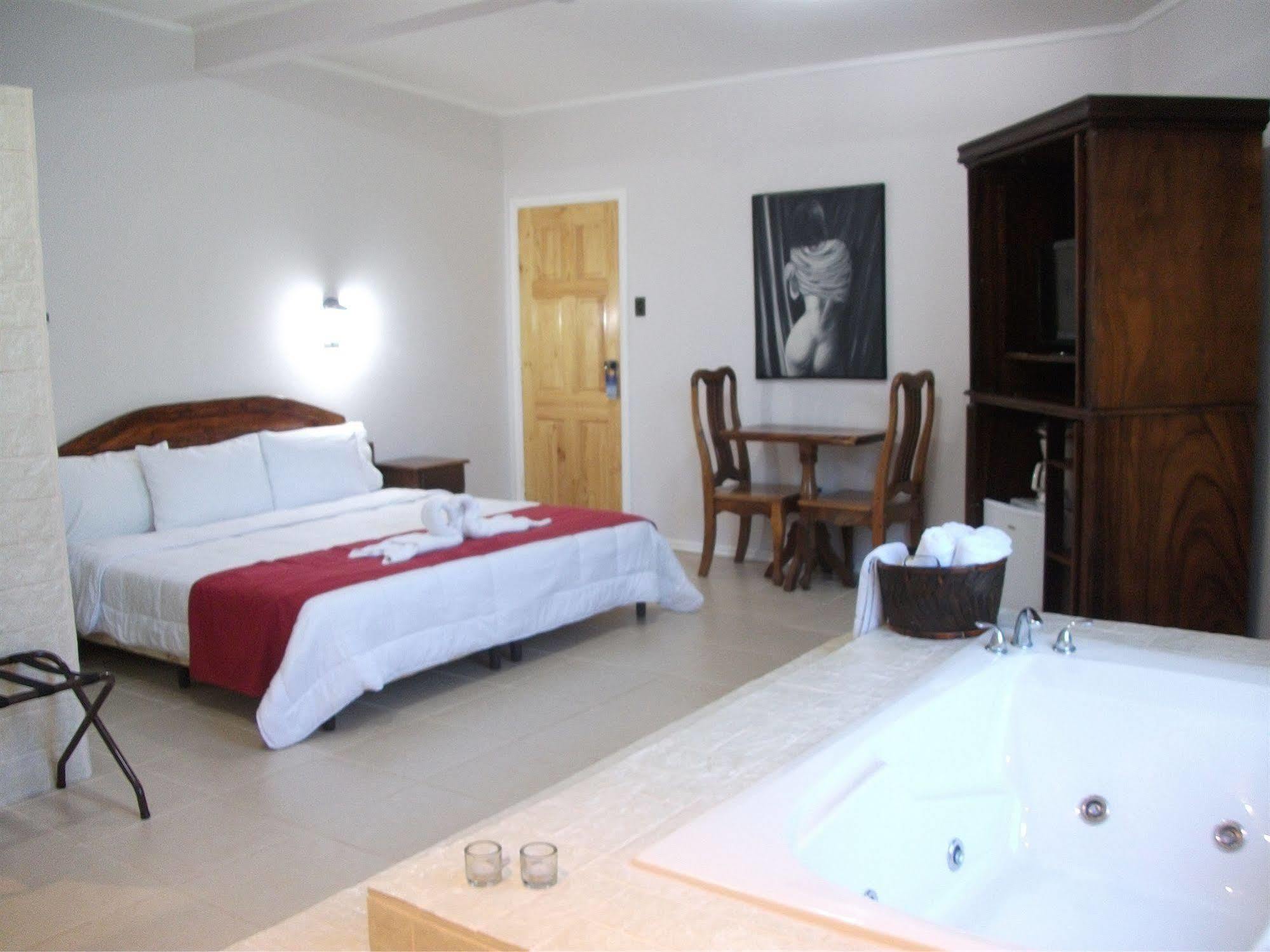 Copacabana Hotel And Suites (Adults Only) Jacó Exteriér fotografie